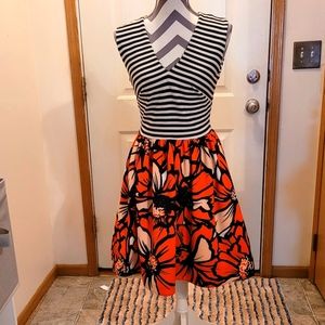 Just Taylor flower and striped dress sz 2.